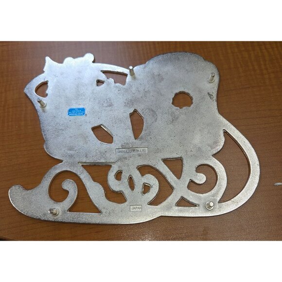 Vintage Wm. A. Rogers Ltd Christmas Sleigh Decor With Bear & Wreath Silver-Tone - Picture 2 of 5